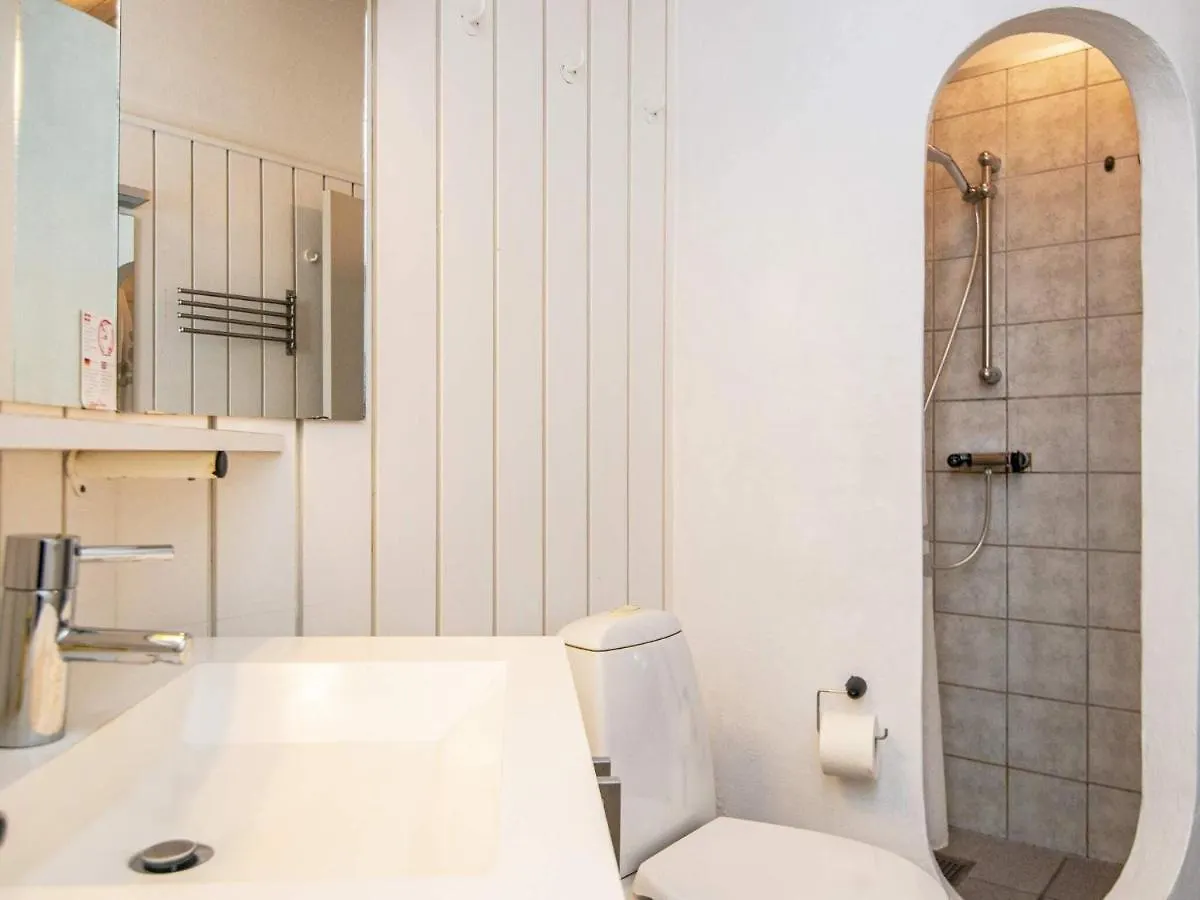 8 Person Holiday Home In Ebeltoft 0*,